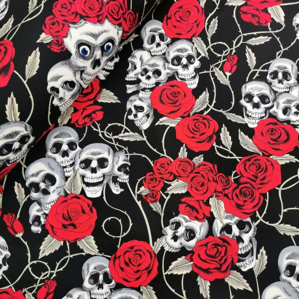 100% Cotton SKULLS & ROSES on BLACK